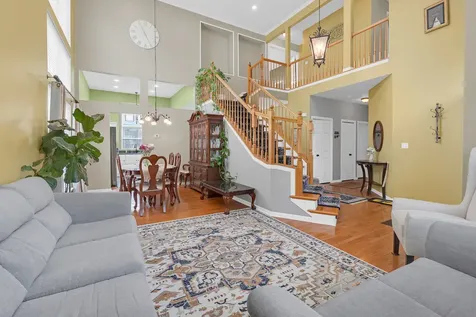 2324 Tracy Lane Algonquin IL 60102