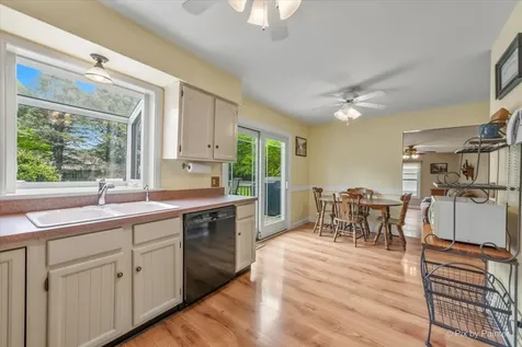 418 North Olbrich Road Harvard IL 60033
