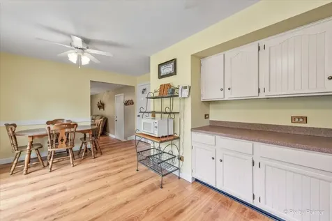 418 North Olbrich Road Harvard IL 60033