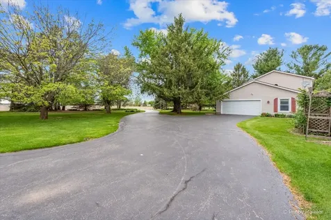 418 North Olbrich Road Harvard IL 60033