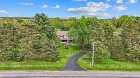 418 North Olbrich Road Harvard IL 60033