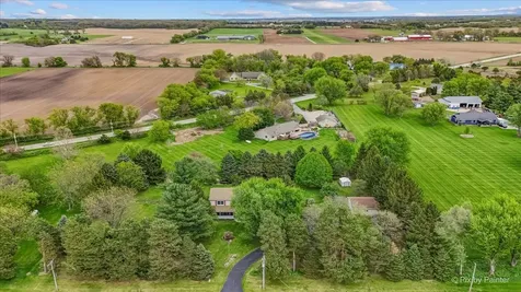 418 North Olbrich Road Harvard IL 60033