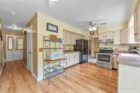 418 North Olbrich Road Harvard IL 60033
