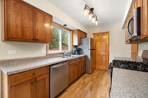 506 Old Hunt Road Fox River Grove IL 60021