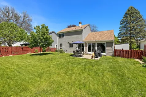 506 Old Hunt Road Fox River Grove IL 60021