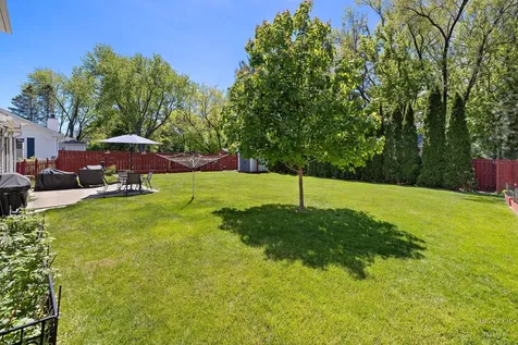 506 Old Hunt Road Fox River Grove IL 60021