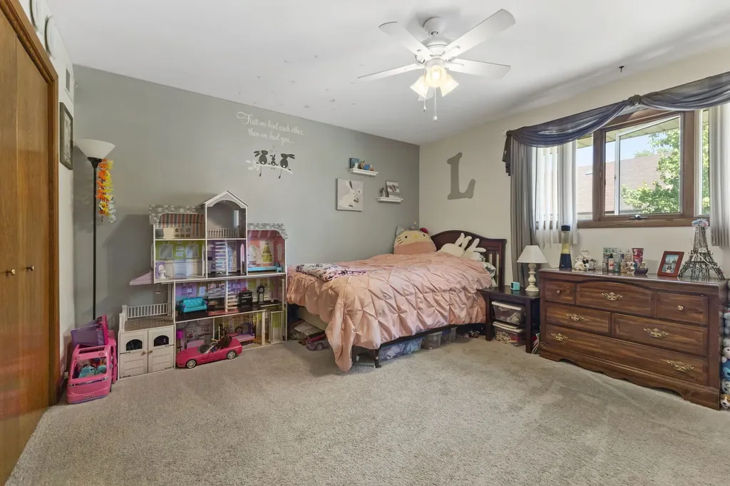 15221 South 74th Court Orland Park IL 60462
