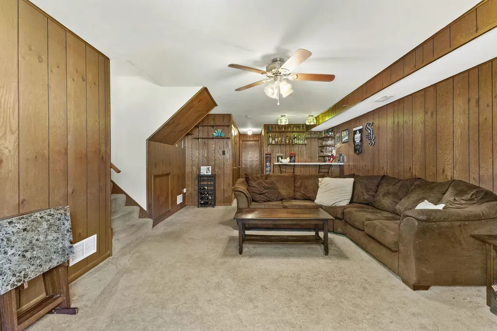 15221 South 74th Court Orland Park IL 60462