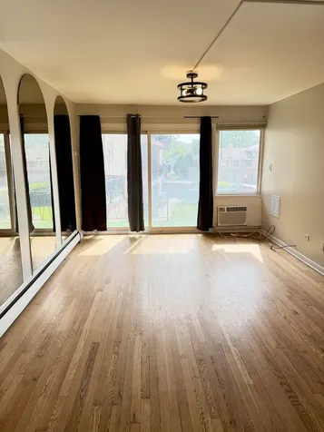 605 North Wolf Road Hillside IL 60162
