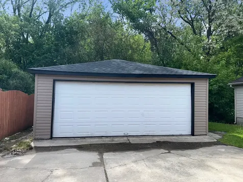 18137 Ravisloe Terrace Country Club Hills IL 60478