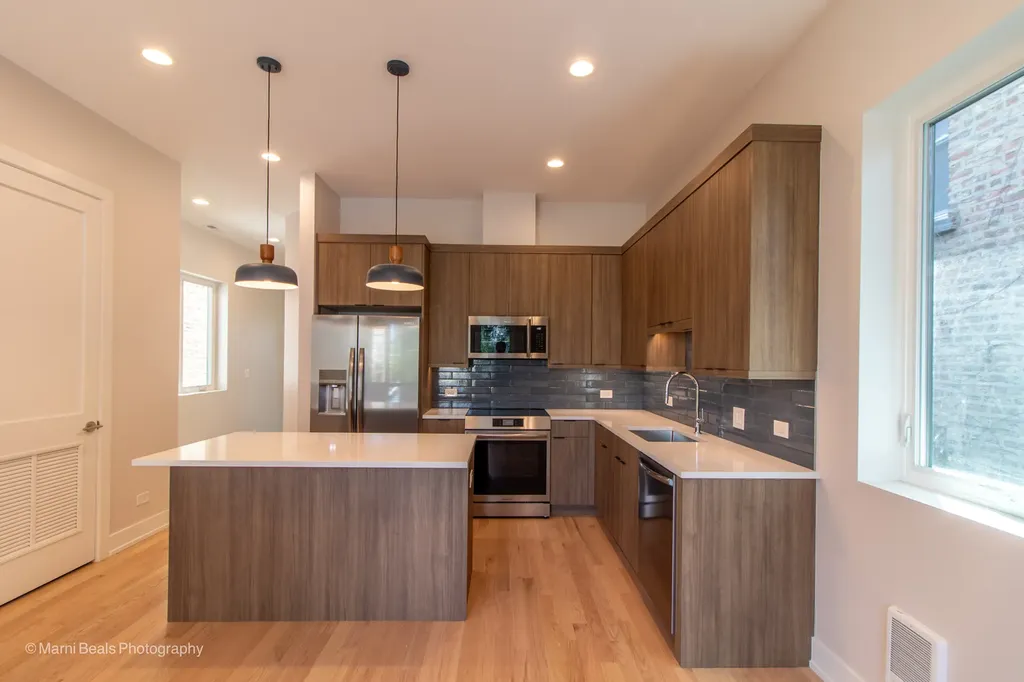 6747 South Langley Avenue Chicago IL 60637