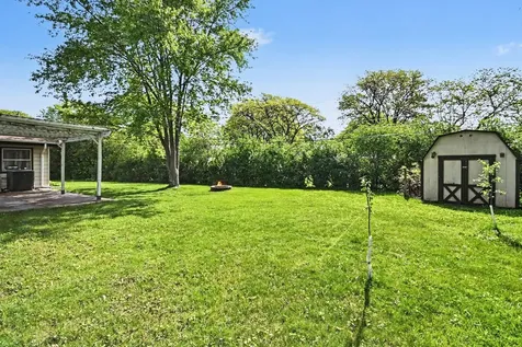 7801 Berkshire Court Hanover Park IL 60133