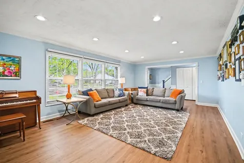 7801 Berkshire Court Hanover Park IL 60133
