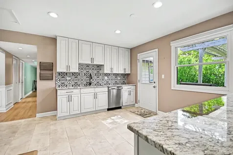 7801 Berkshire Court Hanover Park IL 60133