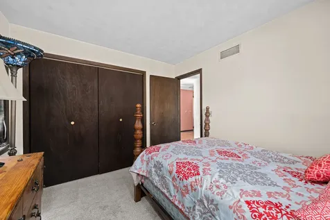 1705 85TH Avenue W Rock Island IL 61201