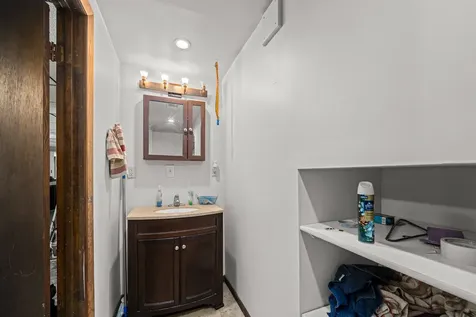 1705 85TH Avenue W Rock Island IL 61201