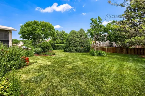 1721 Dorchester Avenue Algonquin IL 60102