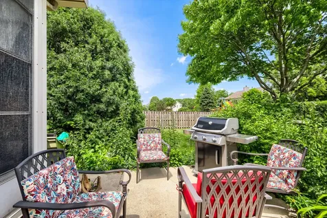 1721 Dorchester Avenue Algonquin IL 60102