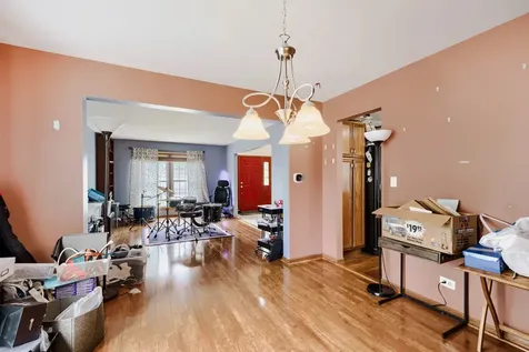 1721 Dorchester Avenue Algonquin IL 60102