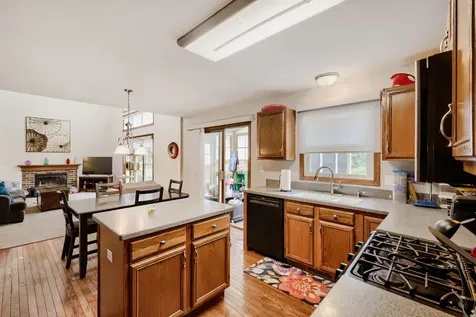 1721 Dorchester Avenue Algonquin IL 60102