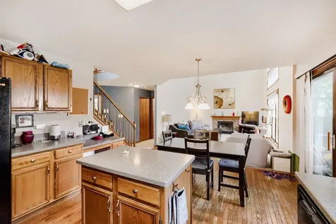 1721 Dorchester Avenue Algonquin IL 60102