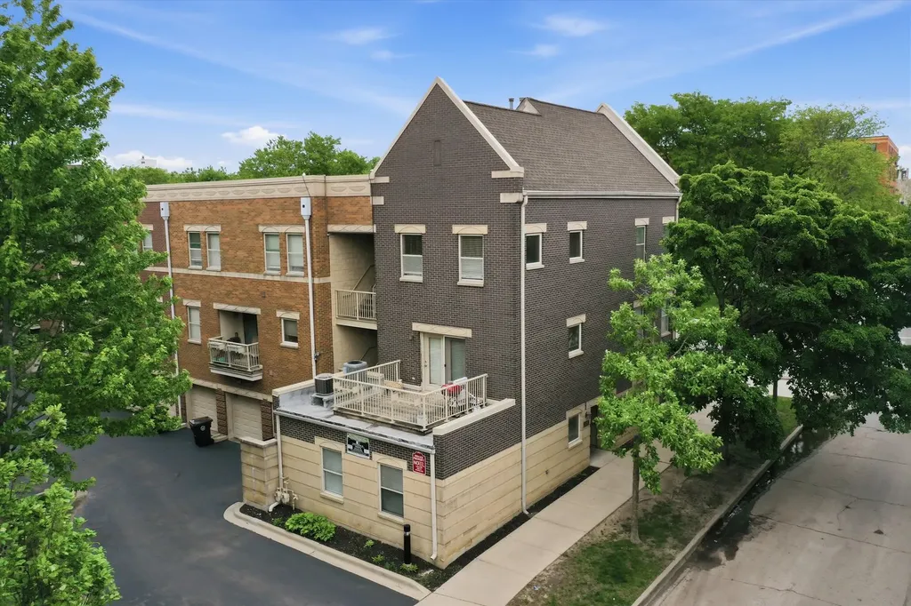4178 South Drexel Boulevard Chicago IL 60653