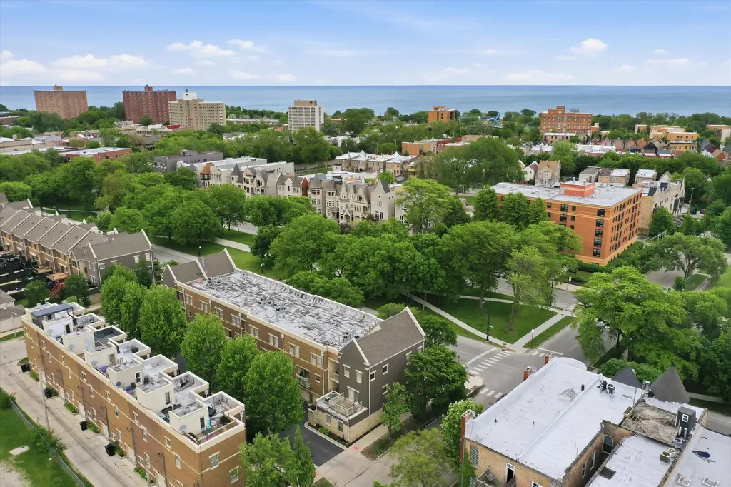 4178 South Drexel Boulevard Chicago IL 60653