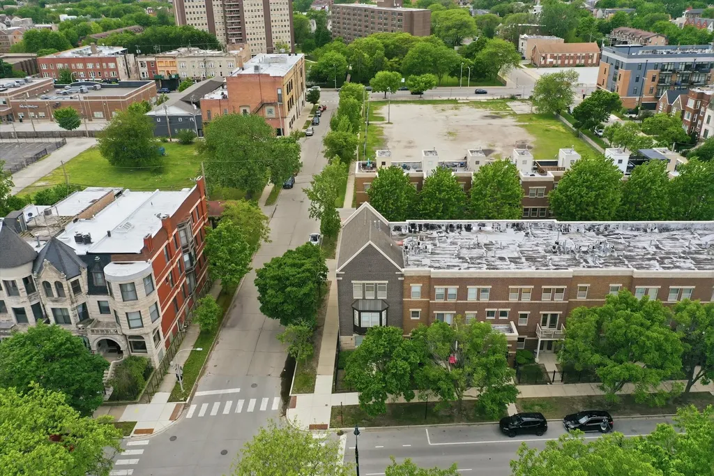 4178 South Drexel Boulevard Chicago IL 60653