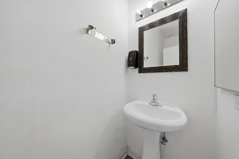 4178 South Drexel Boulevard Chicago IL 60653
