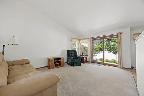 205 Woodlet Lane Bolingbrook IL 60490