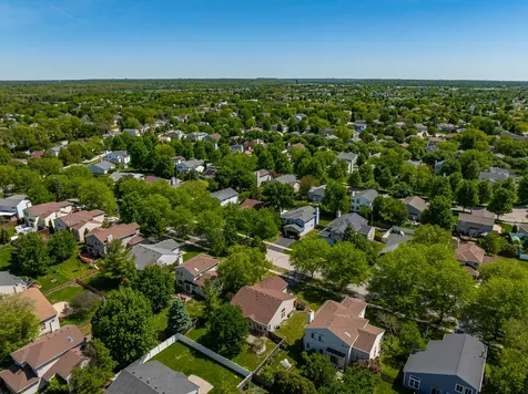205 Woodlet Lane Bolingbrook IL 60490