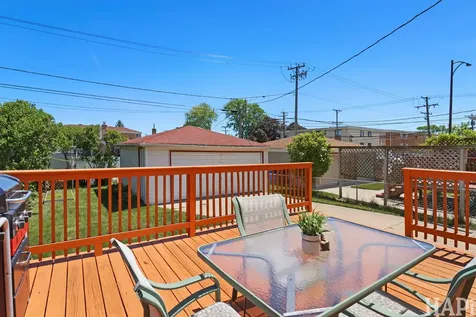 4805 North Nottingham Avenue Chicago IL 60656