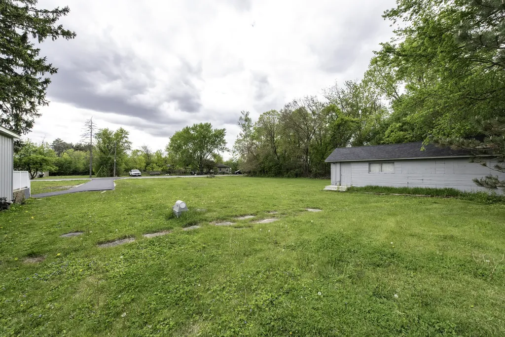 40525 North Marcus Street Antioch IL 60002