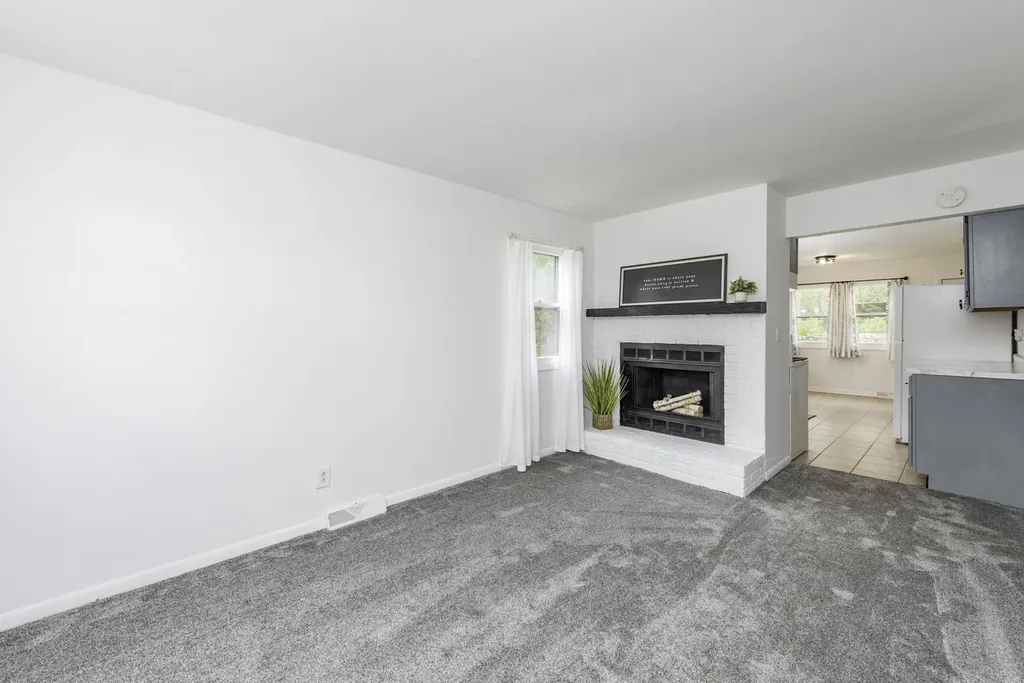 40525 North Marcus Street Antioch IL 60002