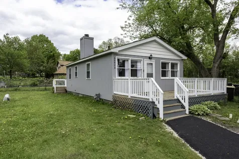 40525 North Marcus Street Antioch IL 60002