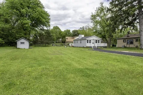 40525 North Marcus Street Antioch IL 60002