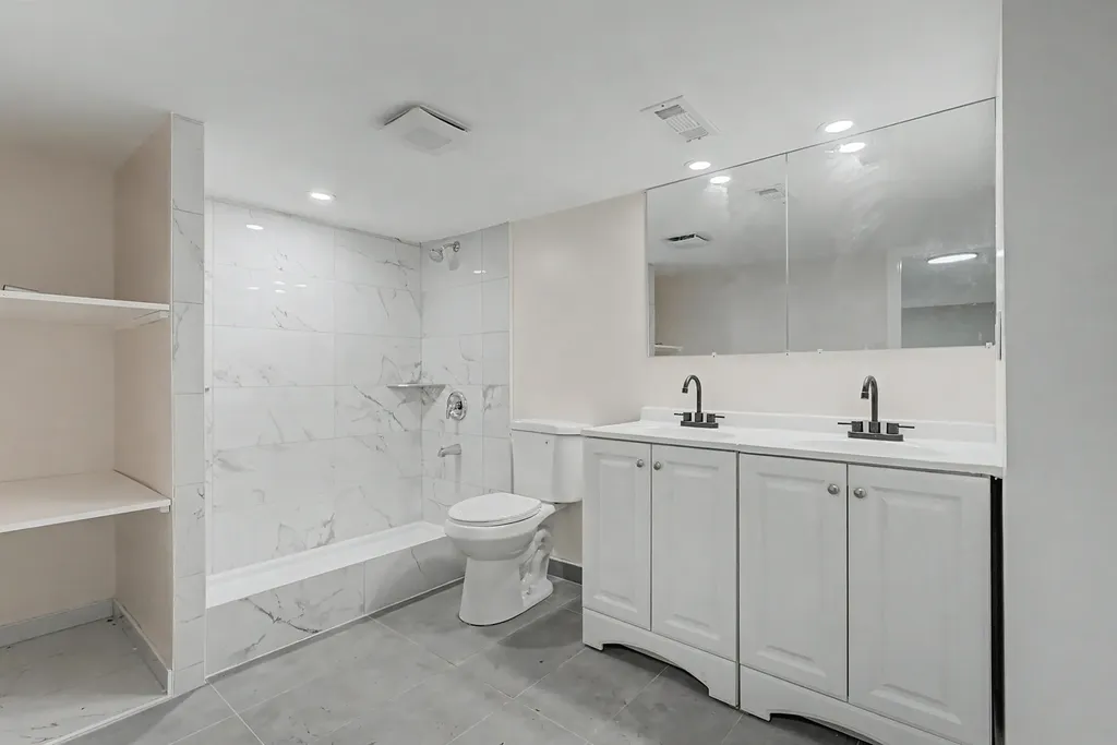 11916 South Stewart Avenue Chicago IL 60628