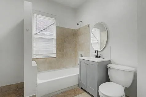 11916 South Stewart Avenue Chicago IL 60628