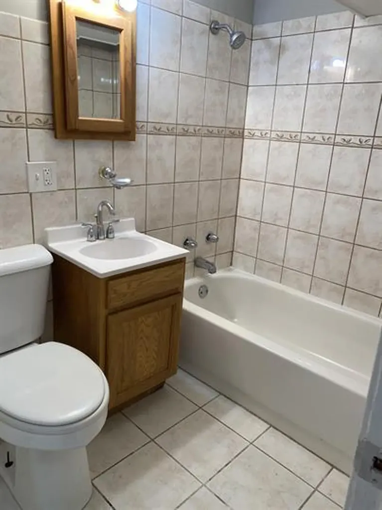 53 East 101st Street Chicago IL 60628