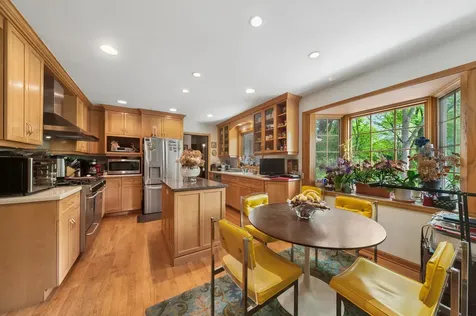 2629 Kingston Drive Northbrook IL 60062