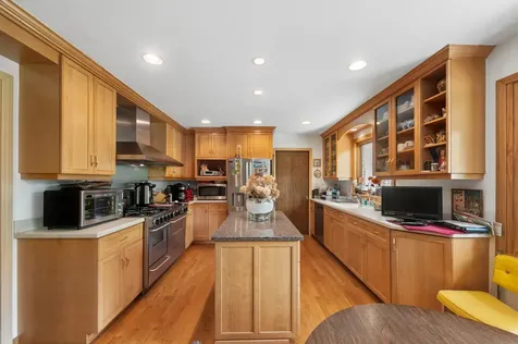 2629 Kingston Drive Northbrook IL 60062