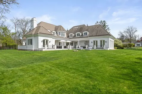 245 Maple Row Road Northfield IL 60093