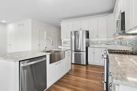 721 Cherry Circle Elburn IL 60119