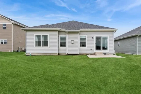 721 Cherry Circle Elburn IL 60119