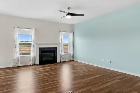 721 Cherry Circle Elburn IL 60119