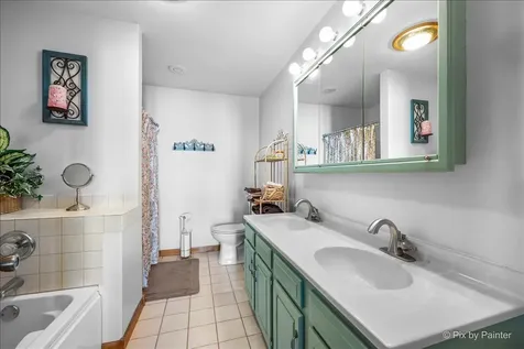 1019 Sandhurst Drive Sandwich IL 60548