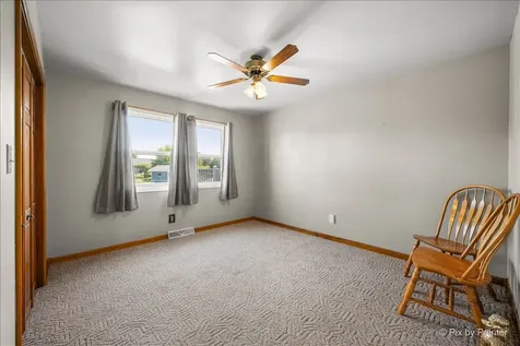 1019 Sandhurst Drive Sandwich IL 60548