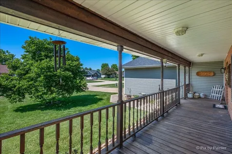 1019 Sandhurst Drive Sandwich IL 60548