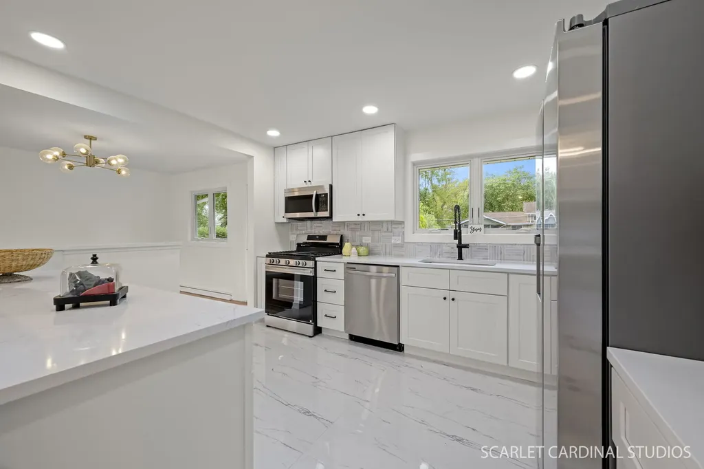 102 North Erie Street Wheaton IL 60187