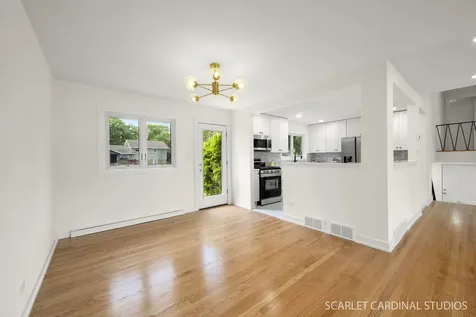 102 North Erie Street Wheaton IL 60187
